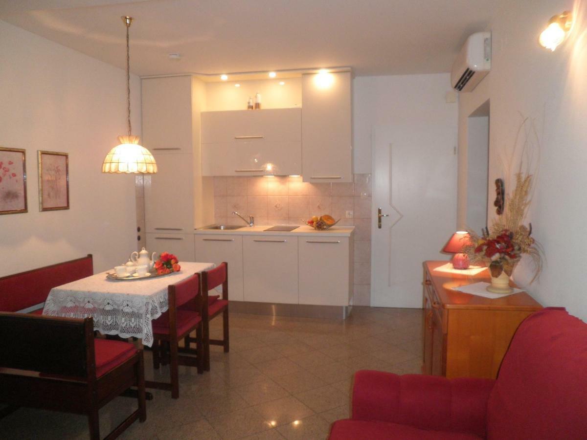 Apartment Punat Exteriör bild